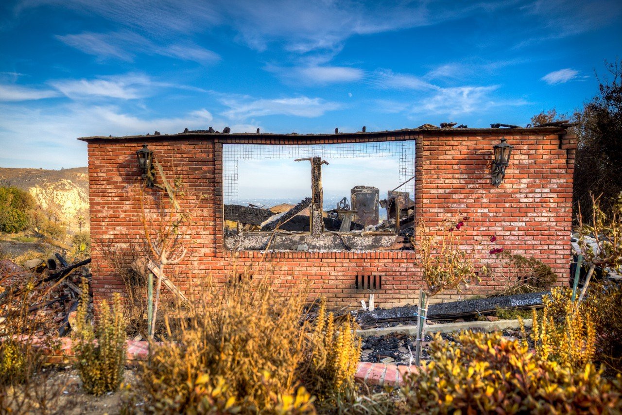 Burned House in the Santa Monica Mountains_flickr