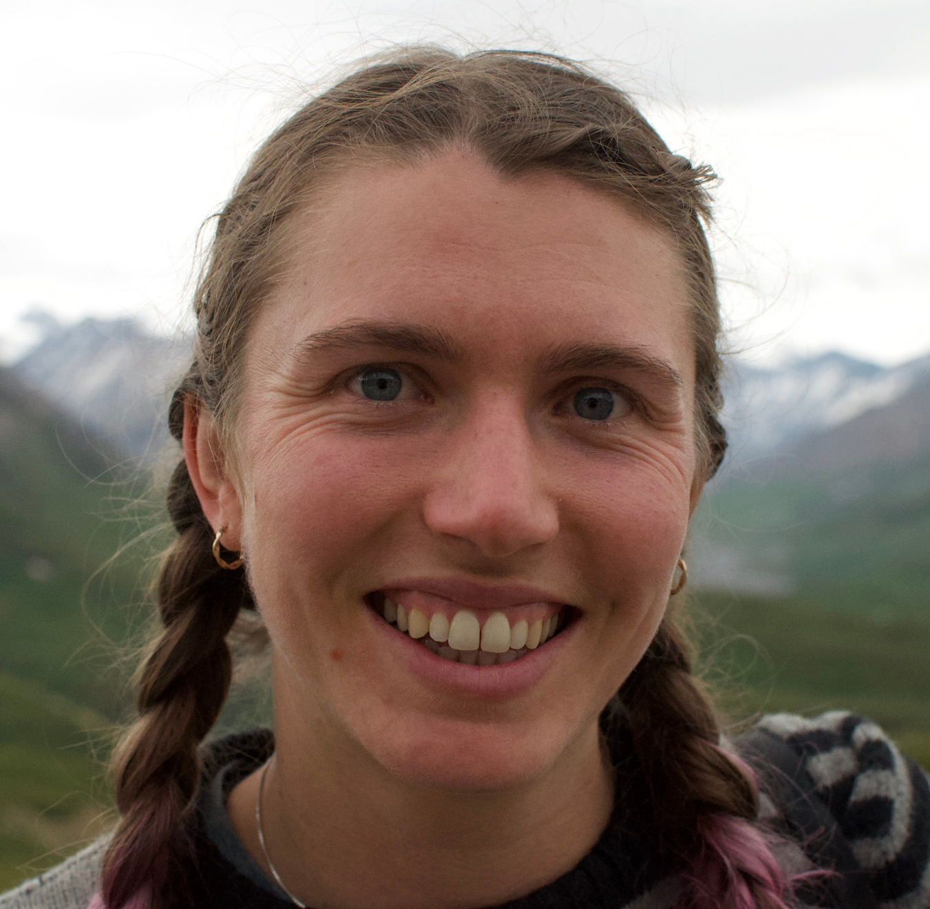 Pauline Allen Headshot